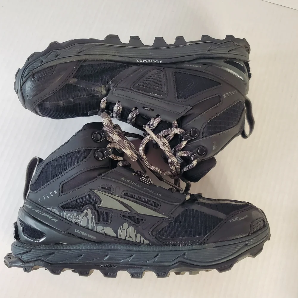 Altra Black and Gray Women's Sneakers - Picture 2 of 12